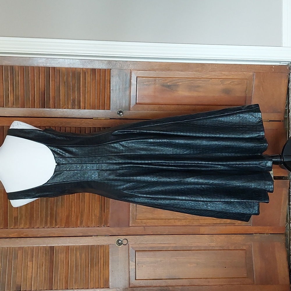 Anthropologie Avec Les Filles Black Faux Leather Midi Dress Sz LP - Picture 7 of 16